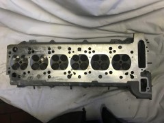 bmw cyl head 17208402